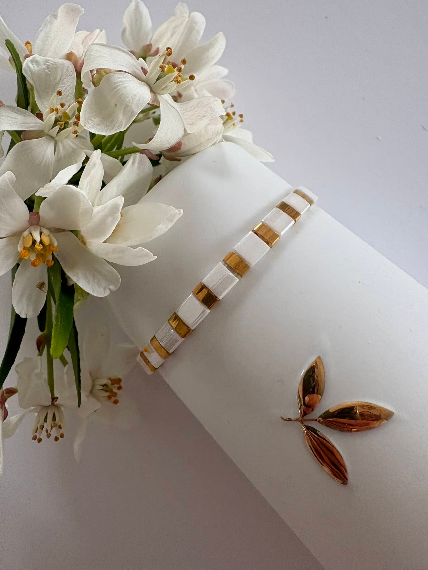 TILA "Mirage gold and white "*