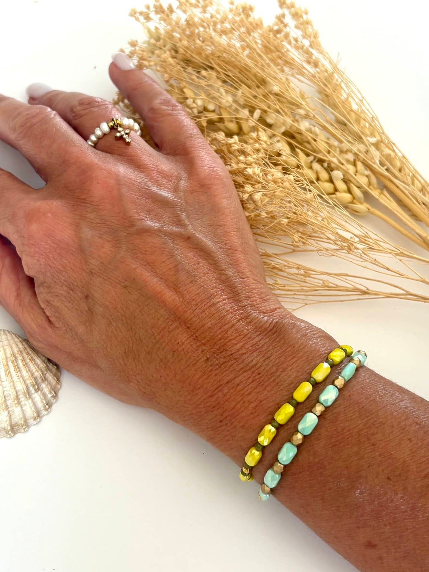 Bracelet "perles verre " jaune*