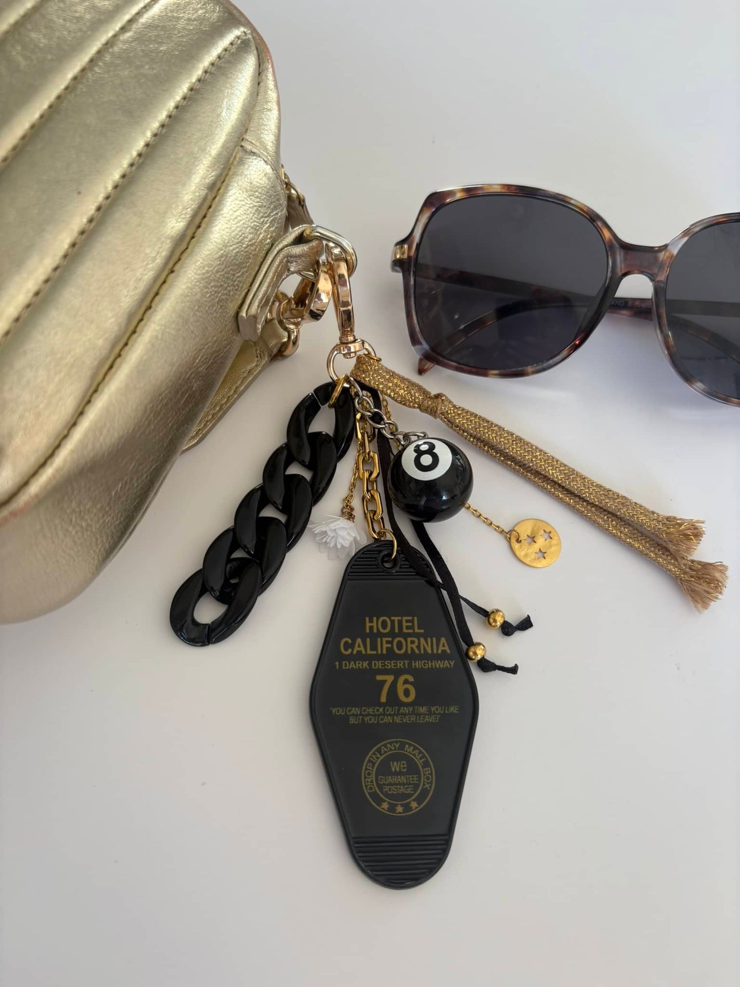 PORTE CLE "76 Black 8 "*