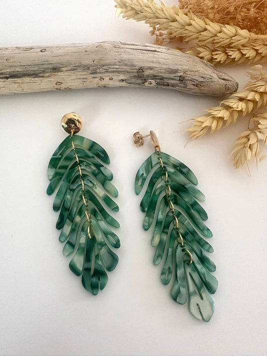Boucle "Feuille 7" vert nacre*