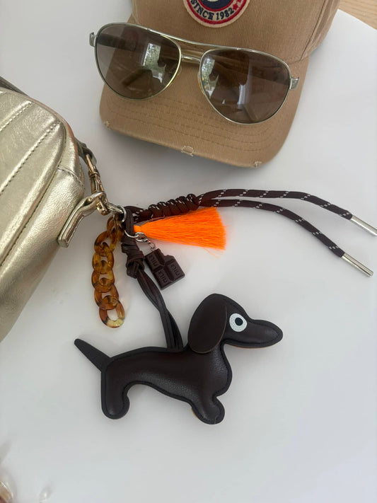 Porte Clé "Chien Marron/ Pompon orange"*