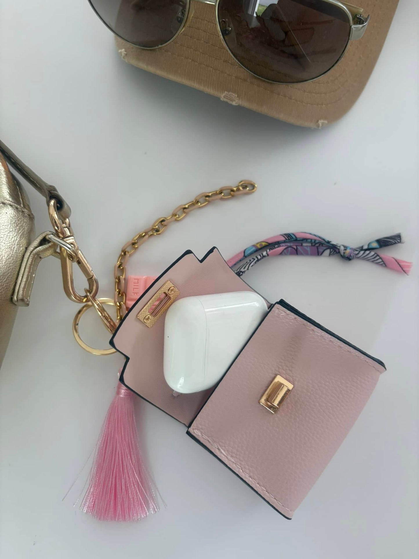 Porte Clé "Sac Rose Airpods"*