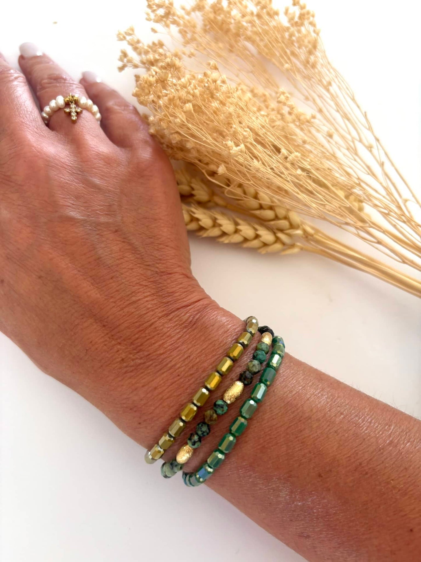 Bracelet "perles verre " kaki*