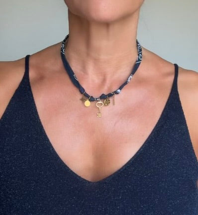 Collier Bandana Marine Clé*