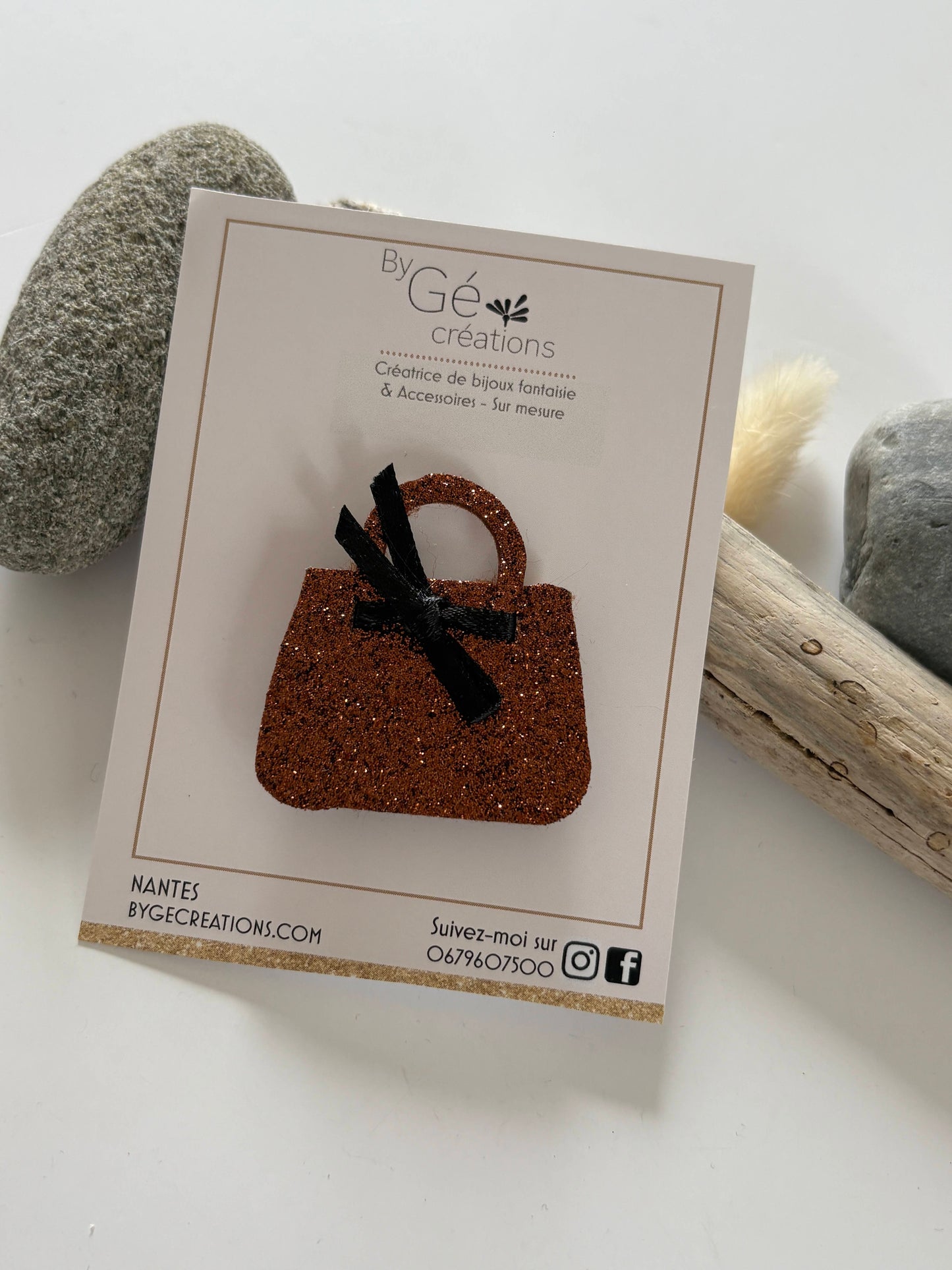 Broche sac a main : pailleté mordoré / ruban noir